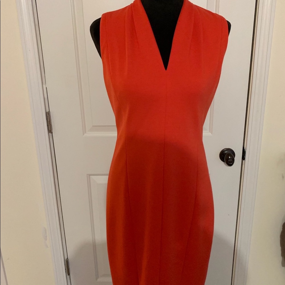 T.TaharI sleeveless DRESS SZ 6